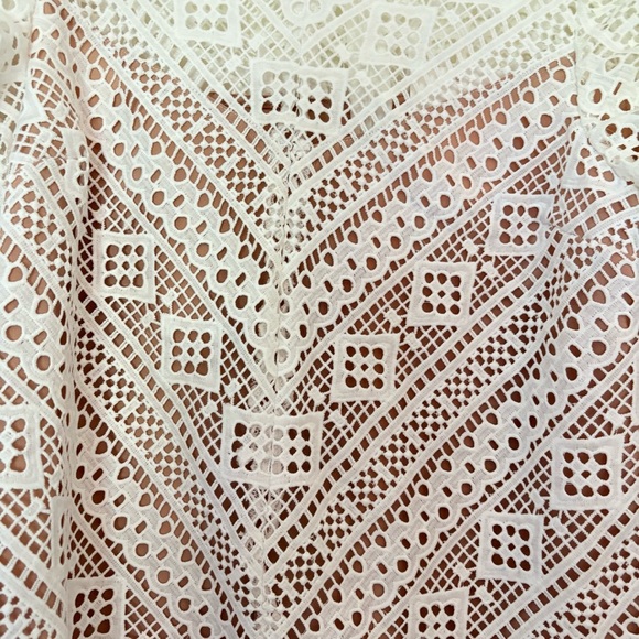 NWT Endless Rose Women’s White Embroidered Lace Blouse - Picture 4 of 12